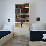 بيت للعطل Christos Sgourades